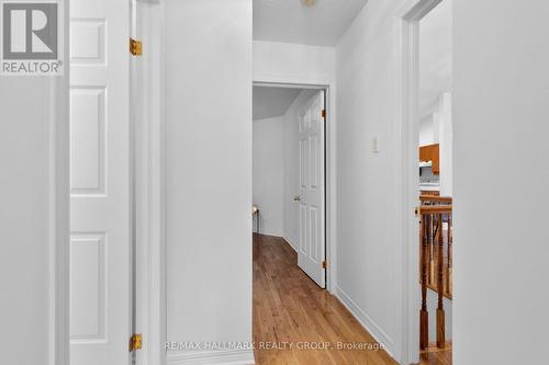17 Quinterra Court, Ottawa, ON 