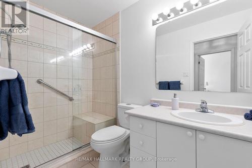 17 Quinterra Court, Ottawa, ON 
