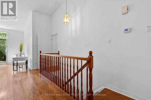 17 Quinterra Court, Ottawa, ON 