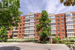 609 - 225 ALVIN ROAD  Ottawa, ON K1K 4H6