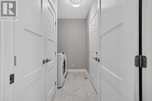 111 Bartlett Private, Ottawa, ON 
