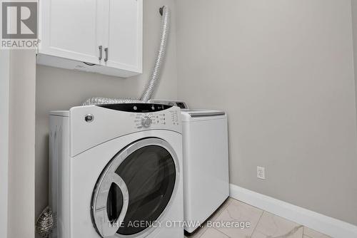 111 Bartlett Private, Ottawa, ON 