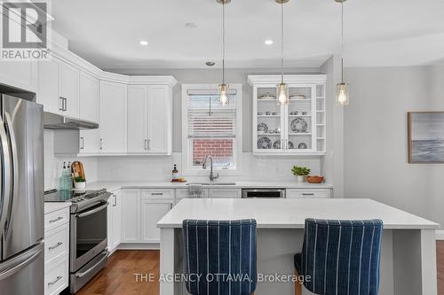 111 Bartlett Private, Ottawa, ON 