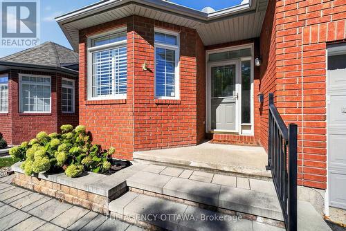 111 Bartlett Private, Ottawa, ON 