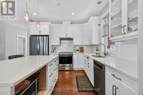 111 Bartlett Private, Ottawa, ON 