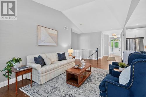 111 Bartlett Private, Ottawa, ON 