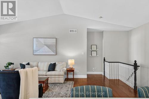 111 Bartlett Private, Ottawa, ON 