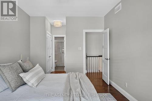 111 Bartlett Private, Ottawa, ON 