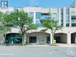 212 - 35 MURRAY STREET Ottawa, ON K1N 9M5