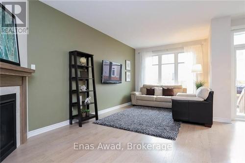 459 WARMSTONE DRIVE , Ottawa, Ontario K2S 2J7 3