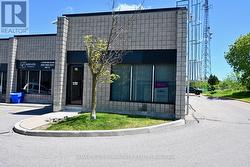 16 - 4 VATA COURT  Aurora, ON L4G 4B6