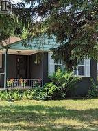 320 ASHBURY ROAD Oakville, ON L6K 2M4
