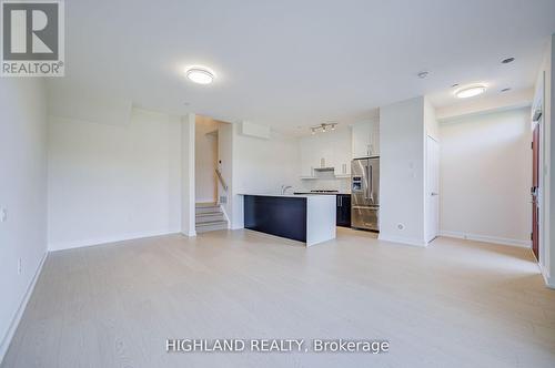 9 - 4070 PARKSIDE VILLAGE DRIVE , Mississauga, Ontario L5B 0K2 5