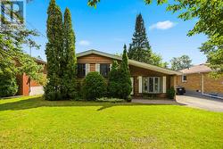 5 BENFRISCO CRESCENT  Toronto, ON M1H 1N2