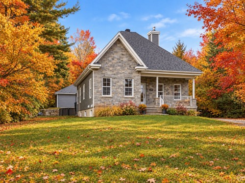 1287 Rue des Lacs  Saint-Jérôme, QC J5L 1T1