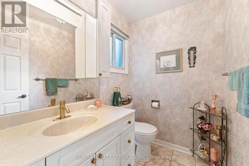 Primary ensuite - 22 Oldham Crescent, Brampton, ON 