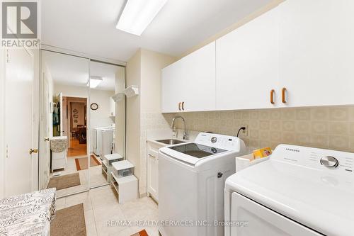 Main floor laundry - 22 Oldham Crescent, Brampton, ON 