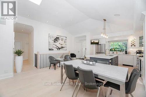 1595 Calverton Court, Mississauga, ON 