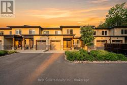 9 HORIZON LANE Huntsville, ON P1H 0G6