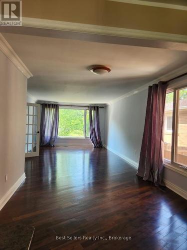 12 Bowshelm Court, Mississauga, ON 