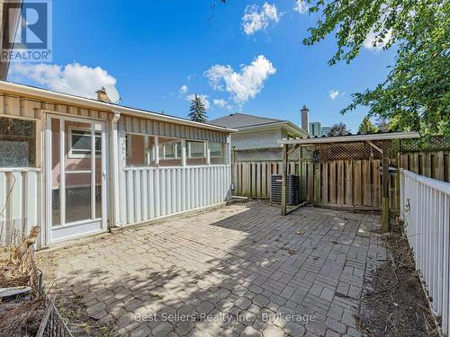 3570 Autumn Harvest Drive, Mississauga, ON 