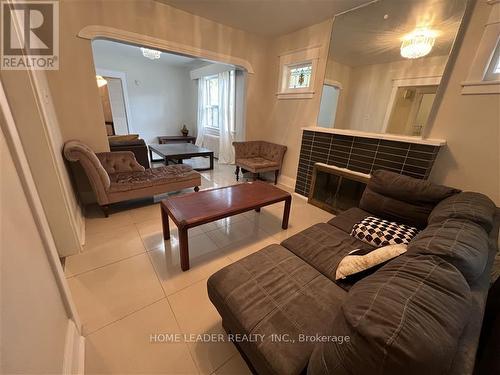23 FRANKLIN AVENUE , Toronto, Ontario M2N 1B7 2