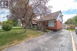 147 GLEN ROAD  Kitchener, ON N2M 3G3