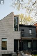 77 NORTHCOTE AVENUE Toronto, ON M6J 3K2