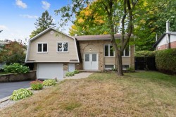 301 Rue Godin  Repentigny (Repentigny), QC J6A 5Z8