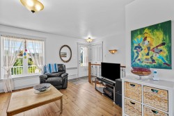Salon - 