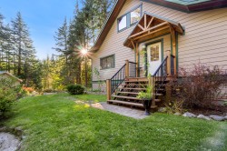 720 East Wilson Creek Road  Rosebery, BC V0G 1S1
