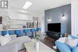321 - 170 ROCKHAVEN LANE  Hamilton, ON L8B 1B5