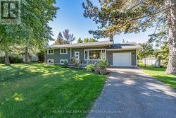 63 CHERRYWOOD DRIVE  Ottawa, ON K2H 6H1