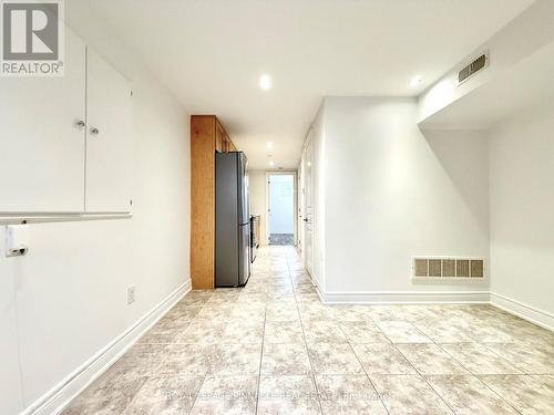 LOWER - 136 CAMPBELL AVENUE , Toronto, Ontario M6P 3V2 5