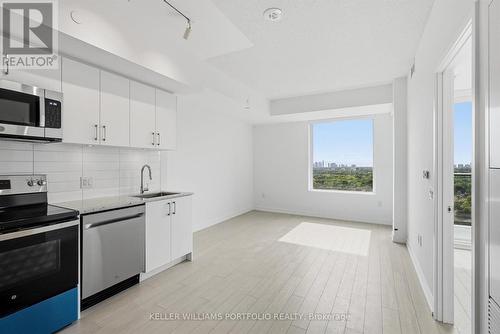 2009 - 4010 EGLINTON AVENUE W , Toronto, Ontario M9A 0G5 4