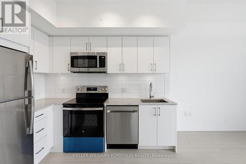 2009 - 4010 EGLINTON AVENUE W , Toronto, Ontario M9A 0G5 5