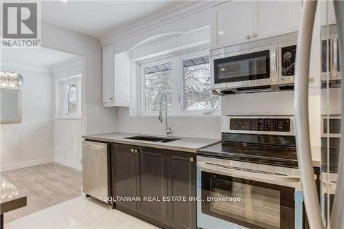 44 TREMONT CRESCENT , Toronto, Ontario M3B 2S2 4