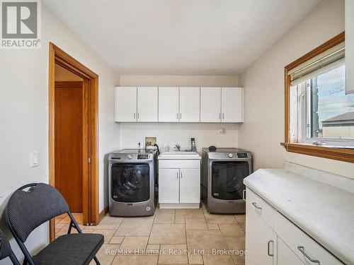 232 Eighth Road E, Hamilton, ON 