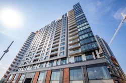 1100-1085 Rue Smith Montréal (Le Sud-Ouest), QC H3C 0L9