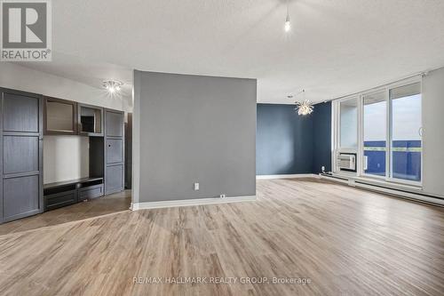 801 - 2020 JASMINE CRESCENT , Ottawa, Ontario K1J 8K5 3