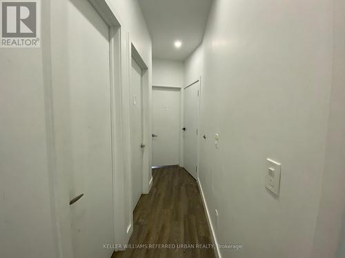 ROOM 2 - 344 BARTLETT AVENUE N , Toronto, Ontario M6H 3G7 5