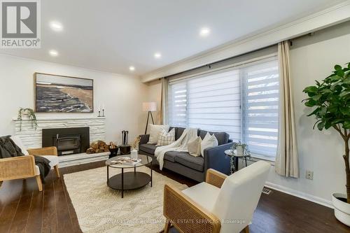 2121 BRIDGE ROAD , Oakville, Ontario L6L 2E8 5
