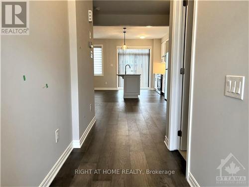 681 ALLIED MEWS , Ottawa, Ontario K2S 2Z6 2