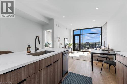 24 AUGUSTA Street Unit# 808 , Hamilton, Ontario L8N 0B7 4