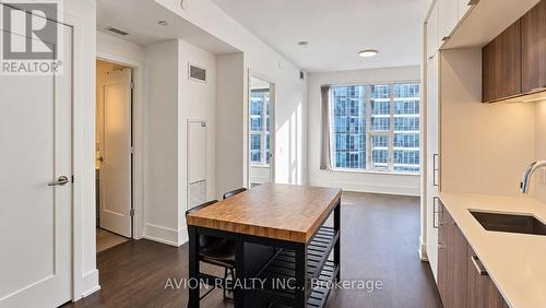 3008 - 10 YORK STREET , Toronto, Ontario M5J 0E1 4