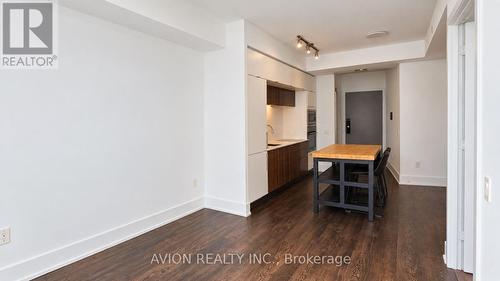 3008 - 10 YORK STREET , Toronto, Ontario M5J 0E1 5