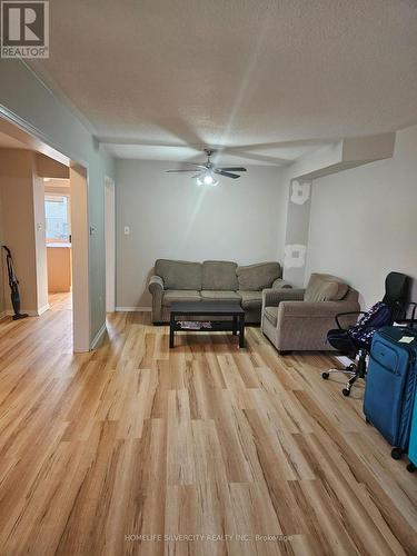 81 BEACONSFIELD AVENUE , Brampton, Ontario L6Y 4S1 2