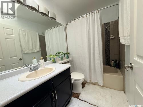 119 Hall Crescent, Saskatoon, SK 