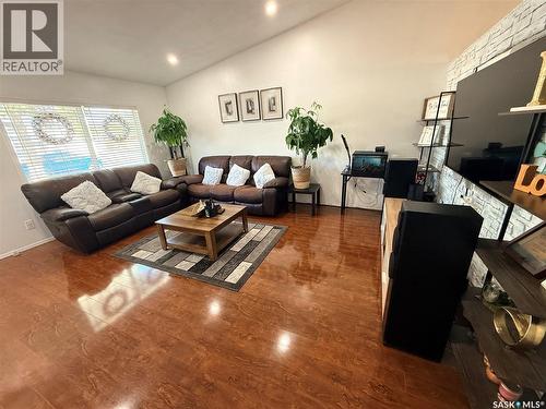 119 Hall Crescent, Saskatoon, SK 