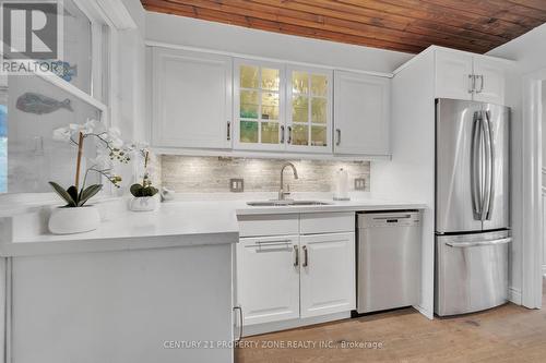 122 Vista Boulevard, Mississauga, ON 